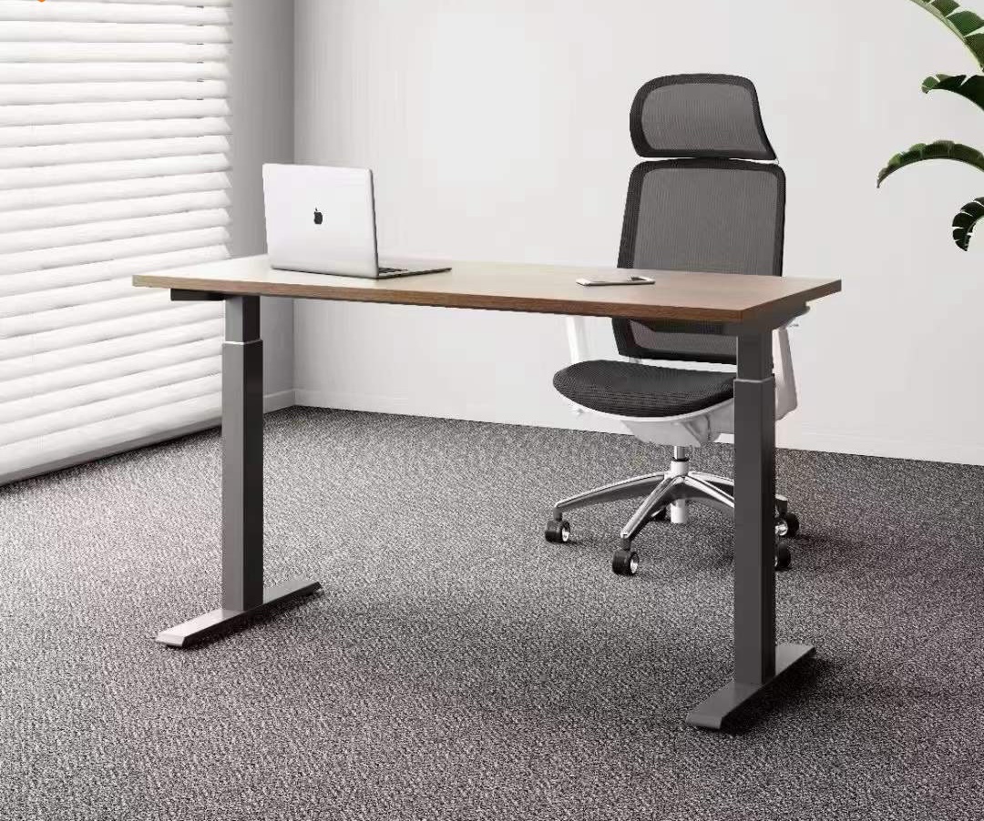 z4713456077539_0c1627848042ed9c599af2e37230094e Bàn làm việc nâng hạ thông minh chỉnh điện có thể nhớ 03 vị trí chiều cao khác nhau chịu tải trọng lớn rất tiện lợi được nhập khẩu bởi AMA Furniture