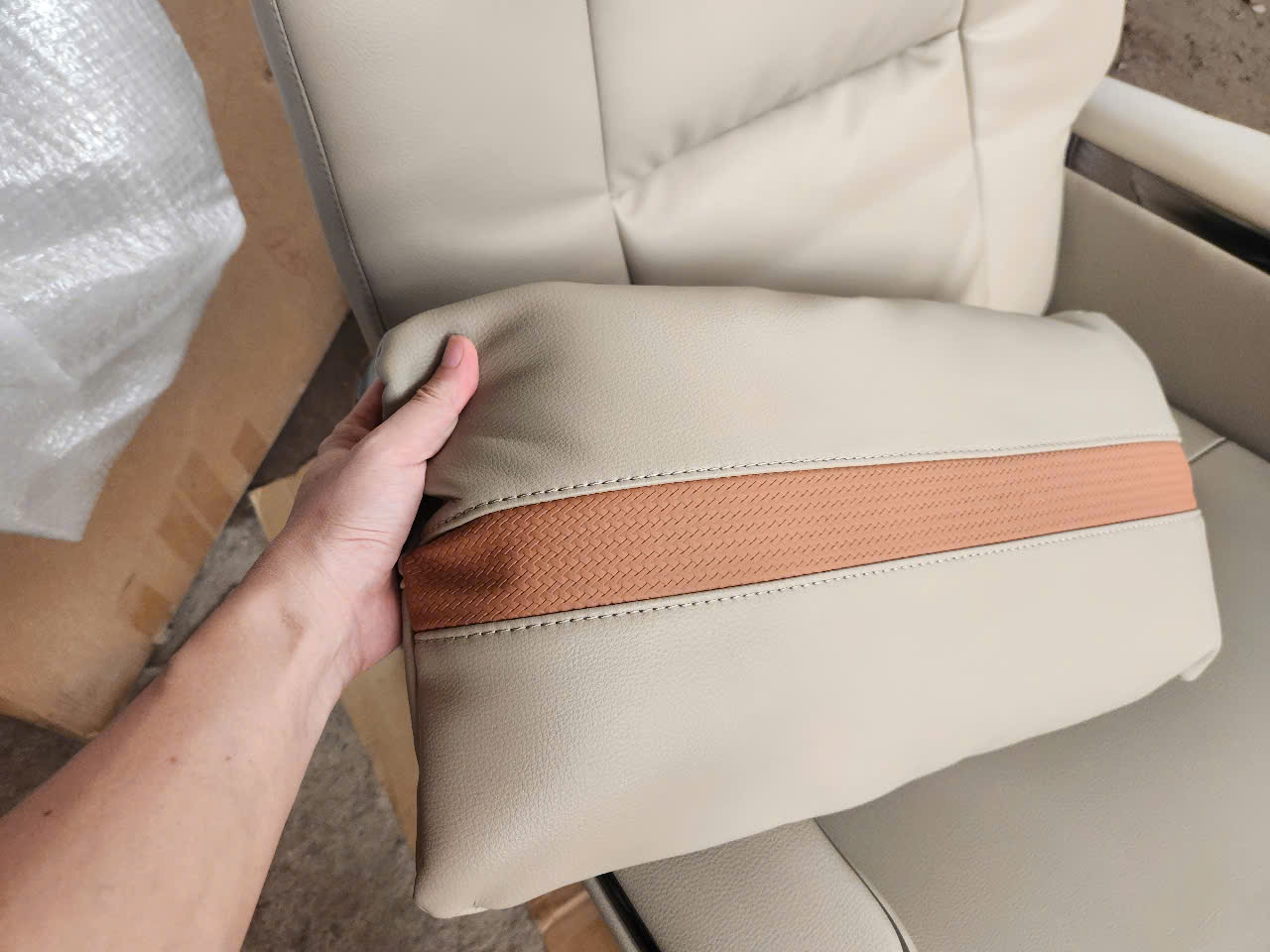 z6826272130396_9faaa1064e31ea59a420e370c4c7c17e